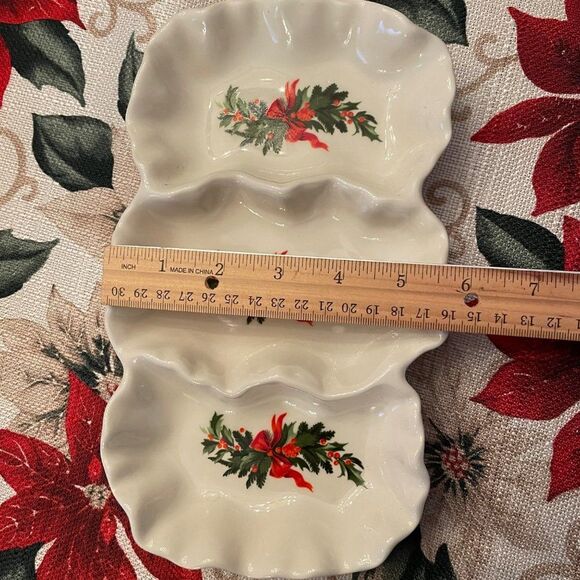 Handmade Christmas 3-section ceramic decorative dish 10" x 5.5" - Picture 3 of 7